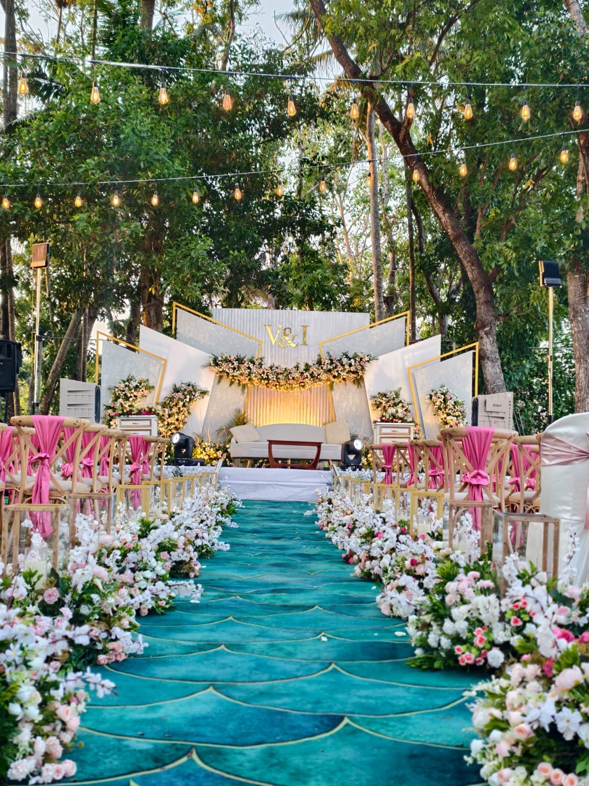 Outdoor Wedding Events